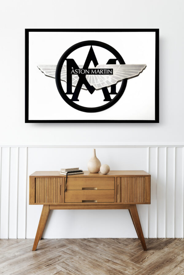 Mod/004 - Emblème Aston Martin "First & Last"